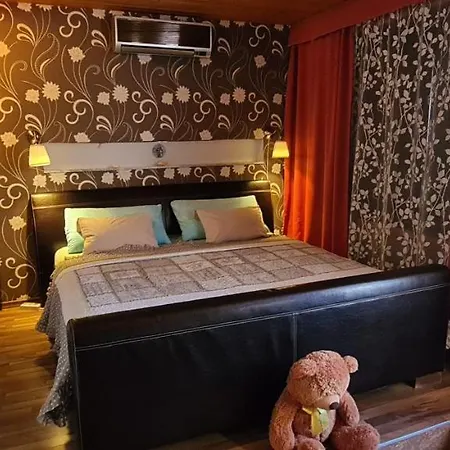 Belloapartamento Ház Balatonkenese, 800m, Jakuzzi Apartment
