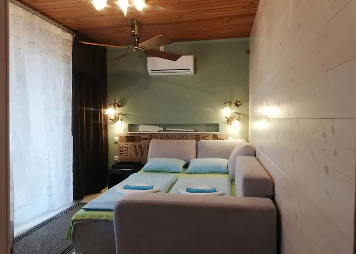 Belloapartamento Haz Balatonkenese, 800m, Jakuzzi Daire