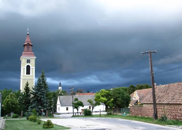 Belloapartamento Haz Balatonkenese, 800m, Jakuzzi Balatonkenese