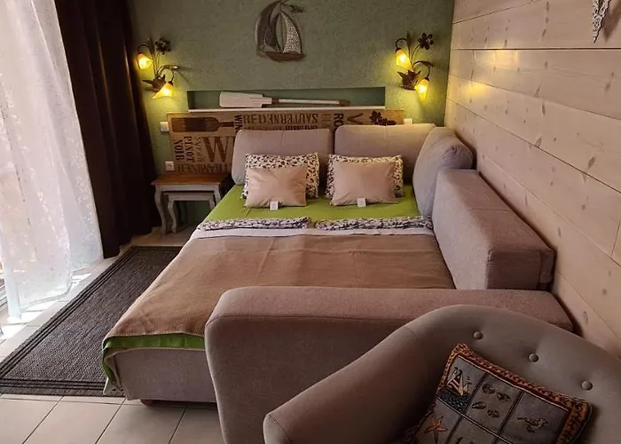 Daire Belloapartamento Haz Balatonkenese, 800m, Jakuzzi *