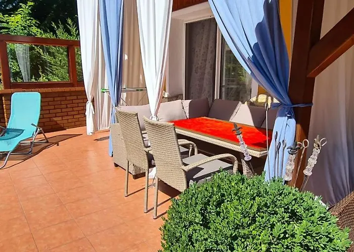 Belloapartamento Haz Balatonkenese, 800m, Jakuzzi Daire Balatonkenese