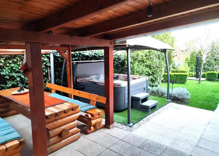 Belloapartamento Haz Balatonkenese, 800m, Jakuzzi Daire Balatonkenese