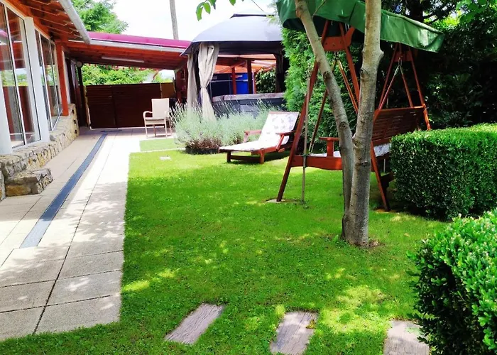 Belloapartamento Haz Balatonkenese, 800m, Jakuzzi Daire